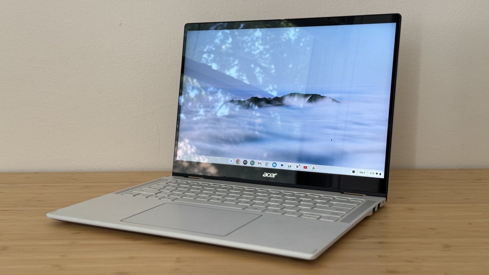 the 2025 acer chromebook plus spin 514 on a wooden desk